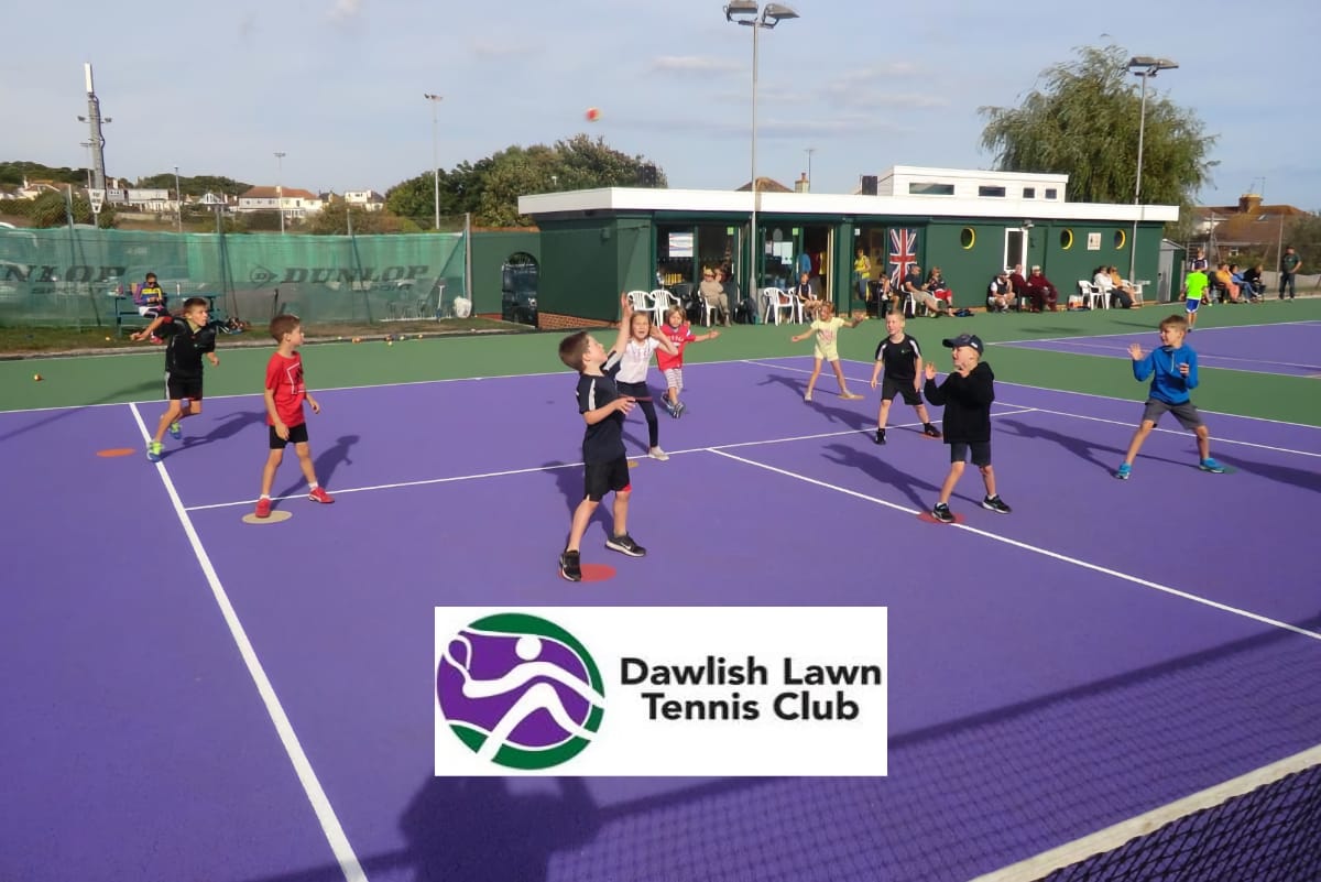 Dawlish Lawn Tennis Club - Juniors playing Tennis
